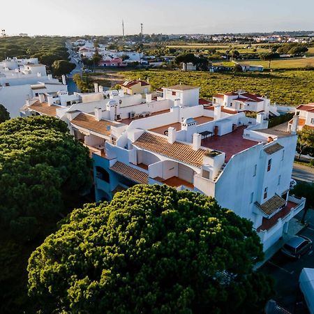 Casa Falesia T2 - Garden View - 5 Min From The Beach - Wifi Olhos de Agua  Exterior photo
