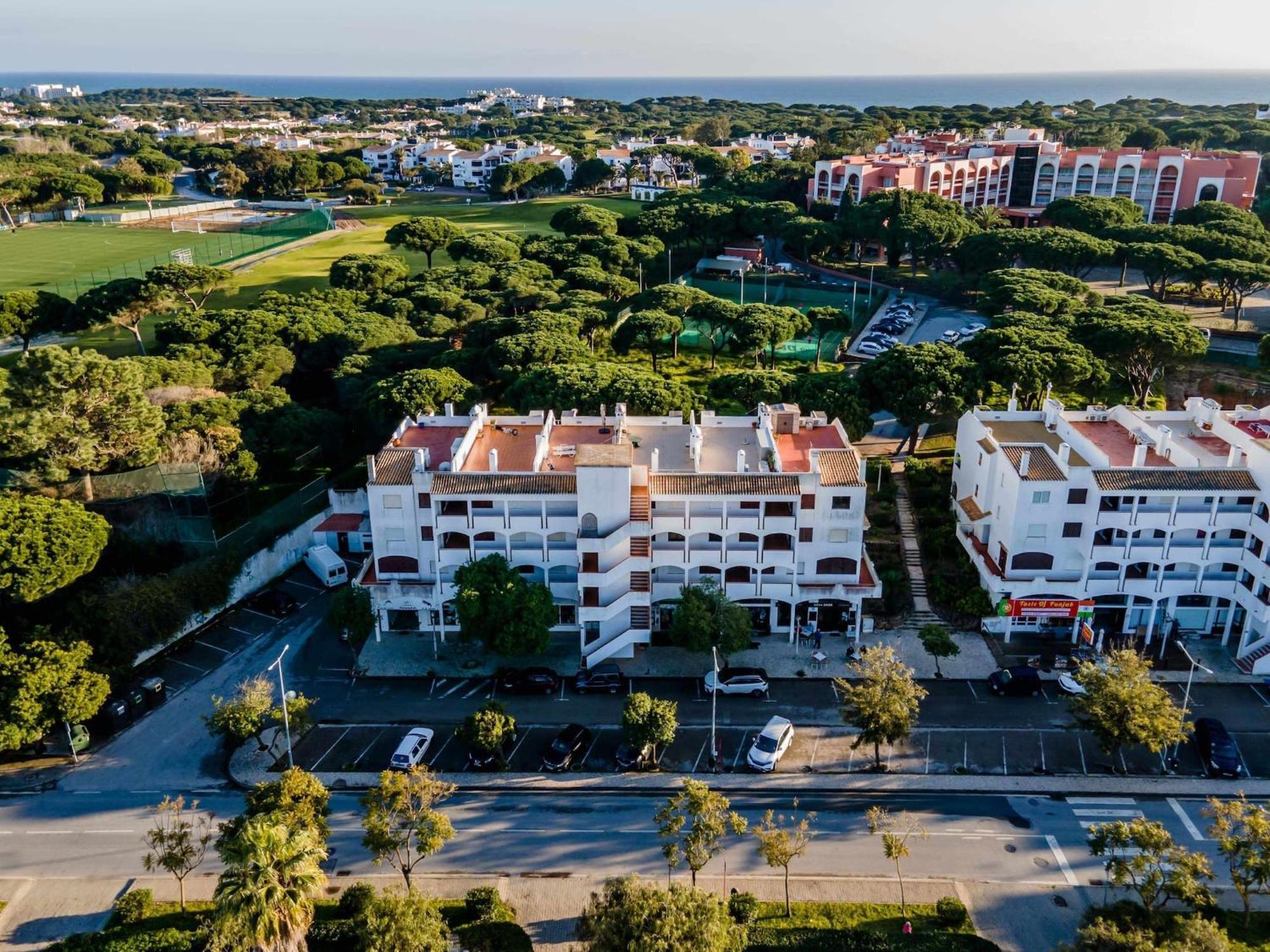 Casa Falesia T2 - Garden View - 5 Min From The Beach - Wifi Olhos de Agua  Exterior photo
